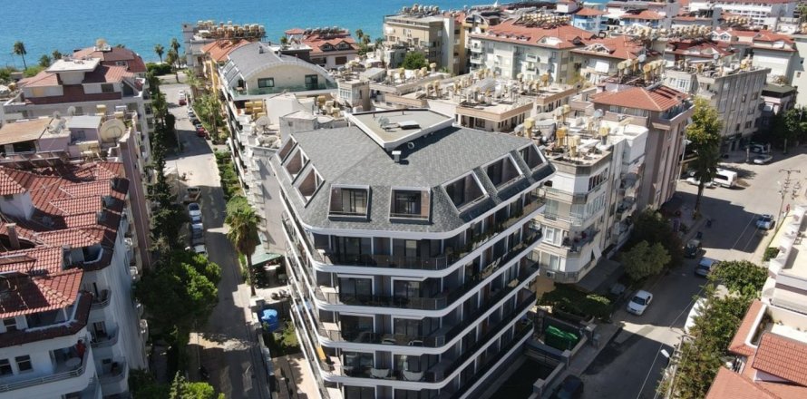 Квартира  1+1 в Аланье, Анталья, Турция №210455