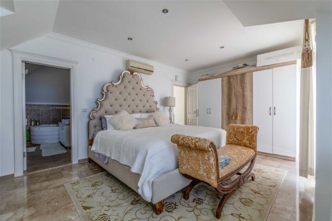 Продажа виллы  в Аланье, Анталье, Турция 5 комн., 300м2, №207253 – фото 14