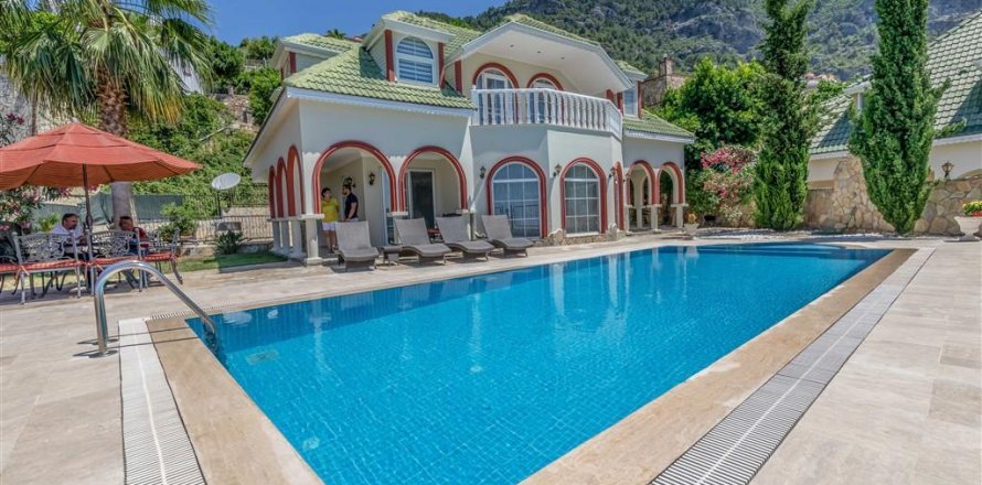 Вилла  5-х ком. в Аланье, Анталья, Турция №207253