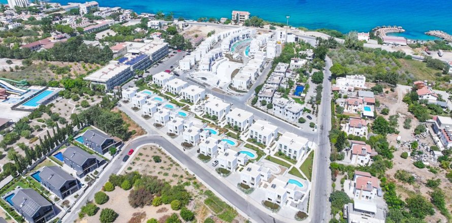 Квартира  3-х ком. в Гирне, Северный Кипр №210619