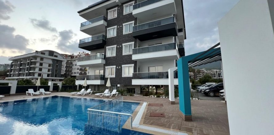 Daire   Oba, Antalya, Türkiye №207907