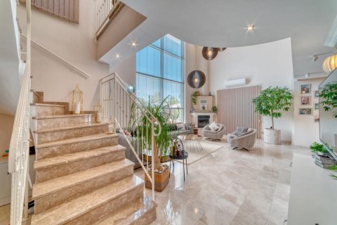 Продажа виллы  в Авсалларе, Анталье, Турция 4 комн., 220м2, №193338 – фото 15