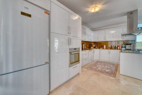 Продажа виллы  в Авсалларе, Анталье, Турция 4 комн., 220м2, №193338 – фото 13