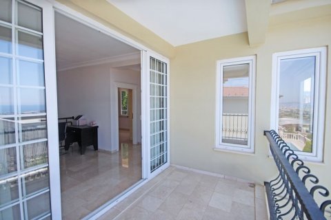 Продажа виллы  в Каргыджаке, Аланье, Анталье, Турция 4 комн., 182м2, №207622 – фото 14