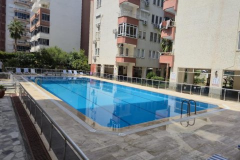 Lejlighed i Mahmutlar, Antalya, Tyrkiet Nr. 206760 - 2