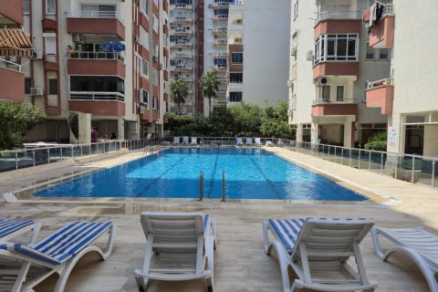 Lejlighed i Mahmutlar, Antalya, Tyrkiet Nr. 206760 - 1
