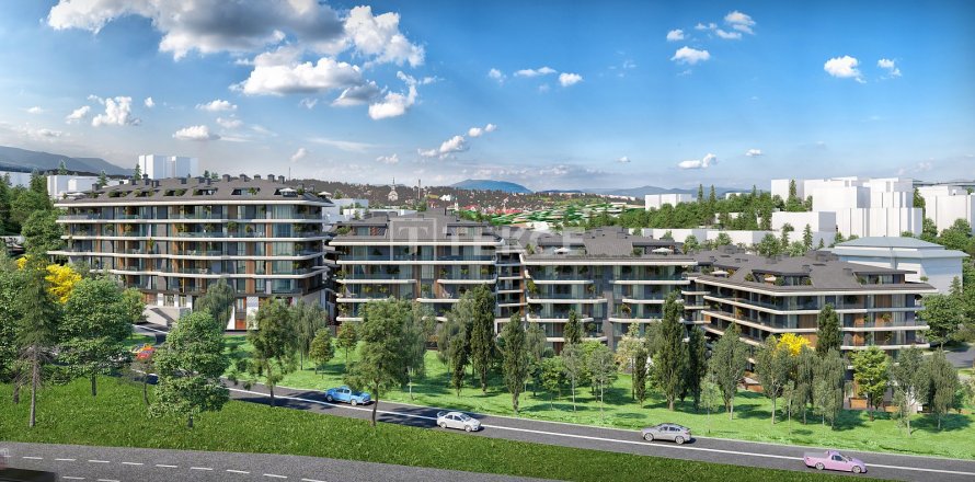 1+1 Apartment  in Istanbul, Turkey No. 206762