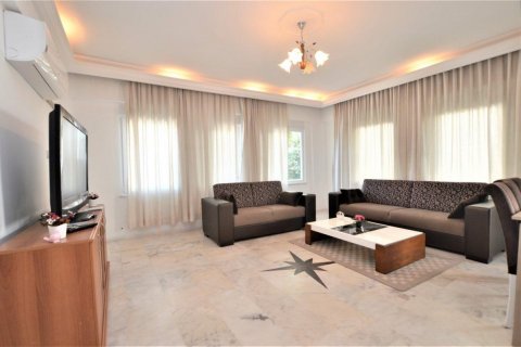 Продажа квартиры  в Оба, Анталье, Турция 3 комн., 110м2, №208844 – фото 2