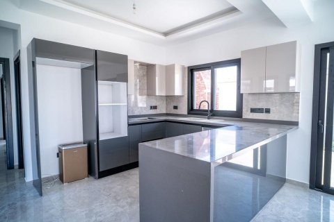 Продажа виллы  в Фамагусте, Северный Кипр 3+1, 150м2, №190987 – фото 6