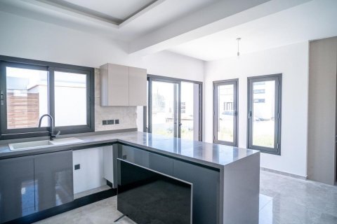 Продажа виллы  в Фамагусте, Северный Кипр 3+1, 150м2, №190987 – фото 7