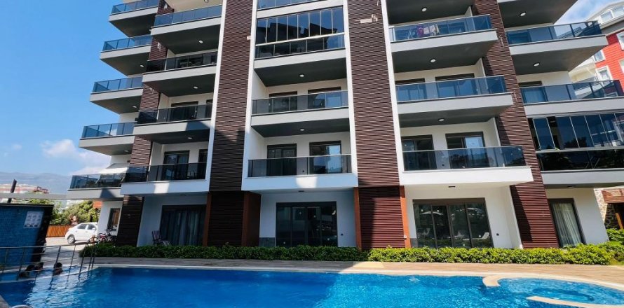 Lägenhet  i Tosmur, Alanya, Antalya, Turkiet Nr. 206628