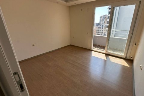 Продажа квартиры в Мерсине, Турция 2+1, 75м2, №206625 – фото 9