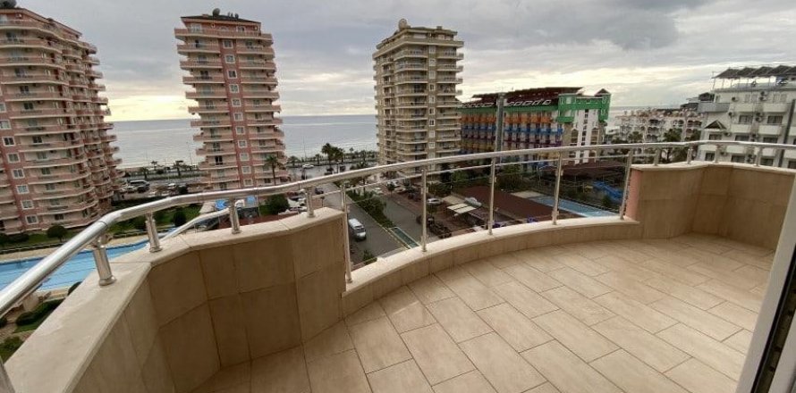 Квартира  3-х ком. в Махмутларе, Анталья, Турция №209108