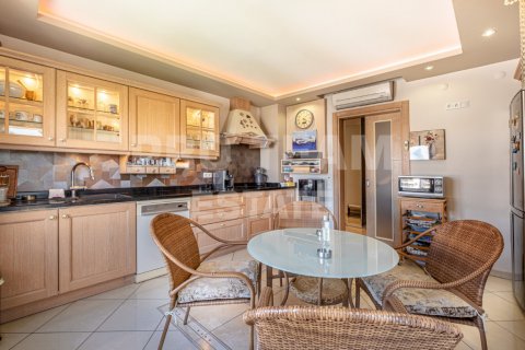 Lägenhet  i Lara, Antalya, Turkiet Nr. 191994 - 10