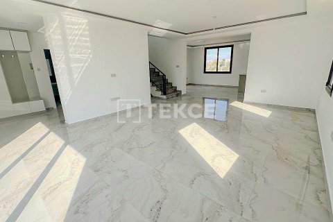 Продажа виллы  в Фамагусте, Северный Кипр 3+1, 240м2, №49854 – фото 13