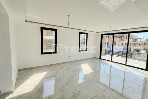 Продажа виллы  в Фамагусте, Северный Кипр 3+1, 240м2, №49854 – фото 15