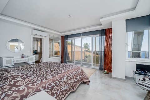 Продажа виллы  в Каргыджаке, Аланье, Анталье, Турция 4 комн., 370м2, №207325 – фото 27