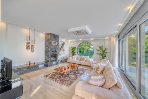 Продажа квартиры  в Аланье, Анталье, Турция 6 комн., 300м2, №192274 – фото 2