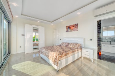 Продажа квартиры  в Аланье, Анталье, Турция 6 комн., 300м2, №192274 – фото 29