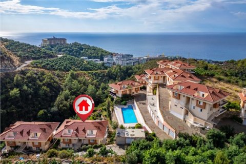 Продажа квартиры  в Анталье, Турция 3+1, 135м2, №184682 – фото 2