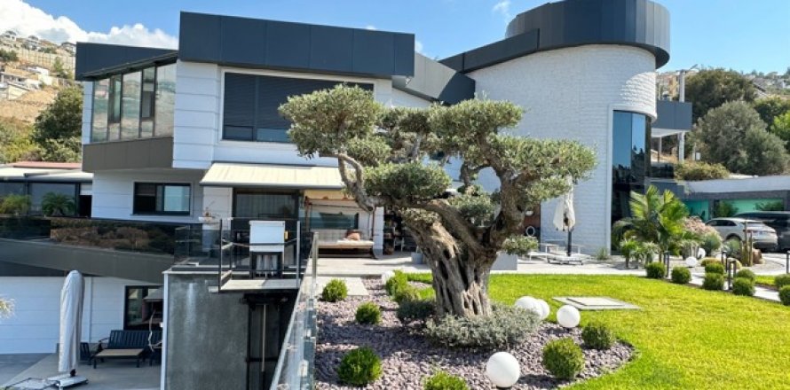 5+1 Villa  i Antalya, Turkiet Nr. 184758