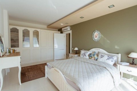 Продажа виллы  в Аланье, Анталье, Турция 4 комн., 350м2, №209379 – фото 15