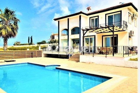 Villa for sale  in Girne, Northern Cyprus, 286m2, No. 210897 – photo 1