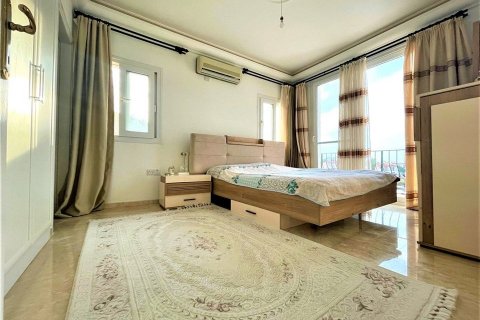 Villa for sale  in Girne, Northern Cyprus, 286m2, No. 210897 – photo 28