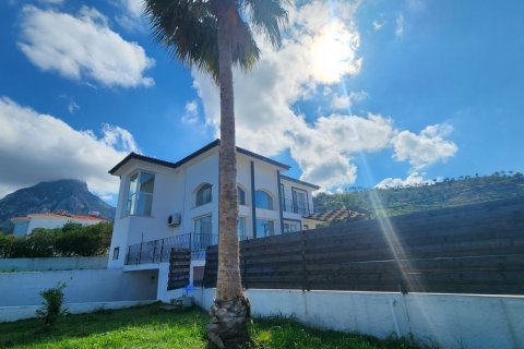 Villa for sale  in Girne, Northern Cyprus, 286m2, No. 210897 – photo 5