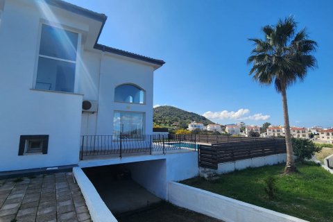 Villa for sale  in Girne, Northern Cyprus, 286m2, No. 210897 – photo 7