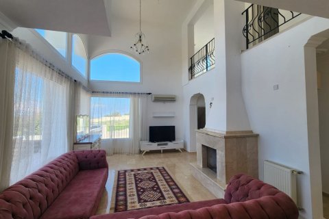 Villa for sale  in Girne, Northern Cyprus, 286m2, No. 210897 – photo 11