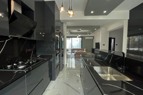 ویلا در  Girne ، ترکیه 230 متر مربع.  شماره 210902 - 13