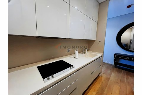 1+1 Wohnung in Besiktas, Istanbul, Türkei Nr. 193523 - 8