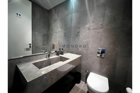 1+1 Wohnung in Besiktas, Istanbul, Türkei Nr. 193523 - 20