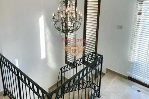 4+1 Villa  in Girne,  Nr. 192808 - 25