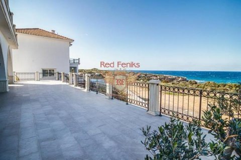 4+1 Villa  in Girne,  Nr. 192808 - 27