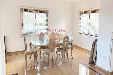 4+1 Villa  in Girne,  Nr. 192808 - 12