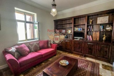 Villa for sale  in Girne, Northern Cyprus, 4 bedrooms, 380m2, No. 192807 – photo 10