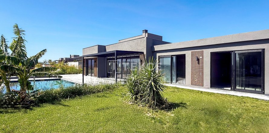 4+1 Villa  i Urla, Izmir, Turkiet Nr. 210473