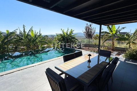 4+1 Villa  i Urla, Izmir, Turkiet Nr. 210473 - 5