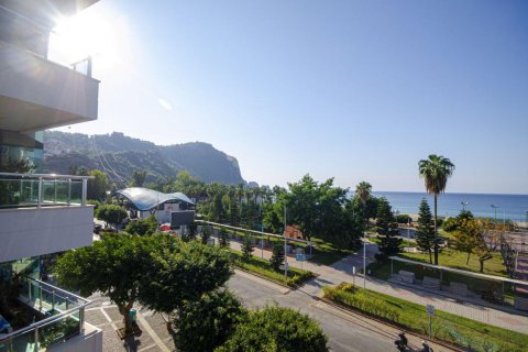 Продажа квартиры  в Аланье, Анталье, Турция 4 комн., 120м2, №208548 – фото 1