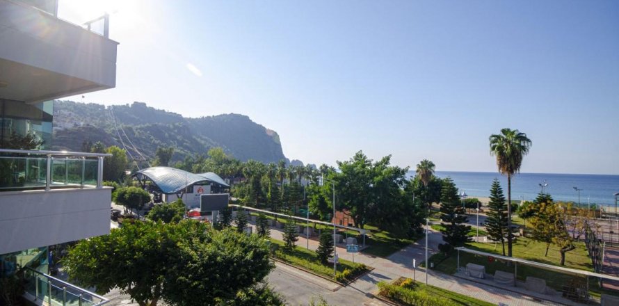 Квартира  4-х ком. в Аланье, Анталья, Турция №208548