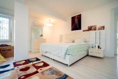 آپارتمان در  Alanya ، ترکیه 100 متر مربع.  شماره 209976 - 14