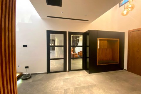 Villa for sale  in Famagusta, Northern Cyprus, 360m2, No. 211023 – photo 2