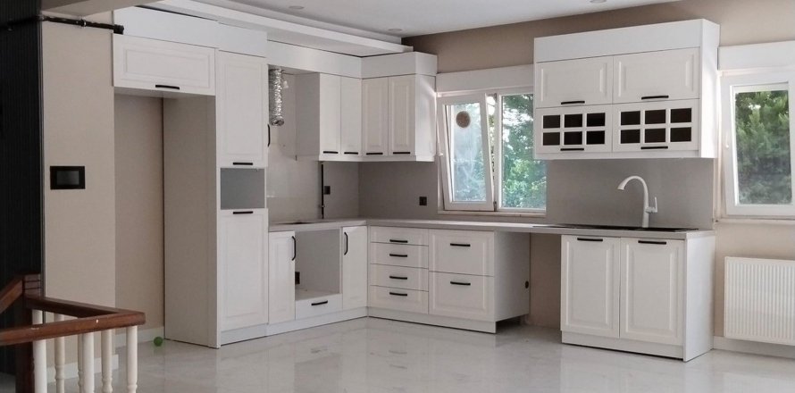 Квартира  3+1 в Коньяалты, Анталья, Турция №210388