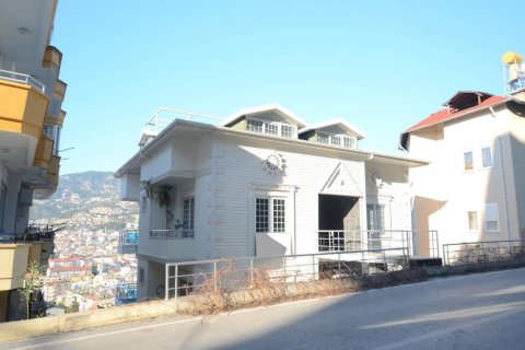 Продажа виллы  в Аланье, Анталье, Турция 5 комн., 240м2, №209843 – фото 2