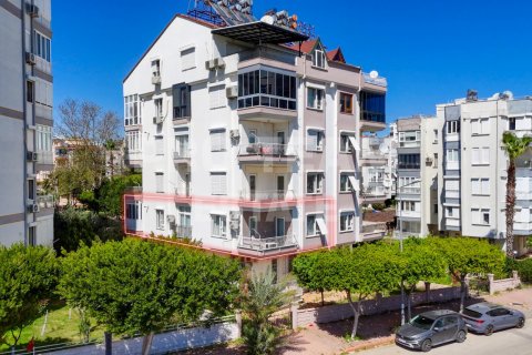 Продажа квартиры  в Коньяалты, Анталье, Турция 4 комн., 135м2, №190155 – фото 1