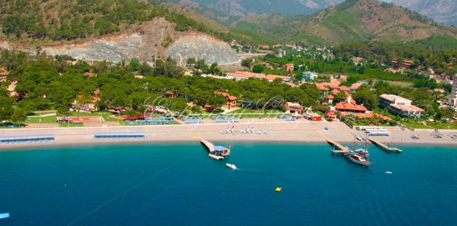 ویلا در  Kemer ، ترکیه 4 خوابه ، 270 متر مربع.  شماره 192010