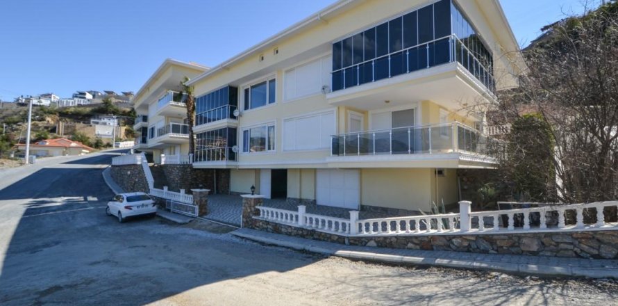 Квартира 3-х ком. в Аланье, Анталья, Турция №208532