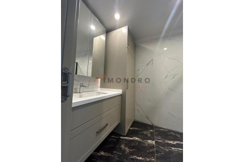 2+1 Lejlighed  i Zeytinburnu, Istanbul, Tyrkiet Nr. 152112 - 13